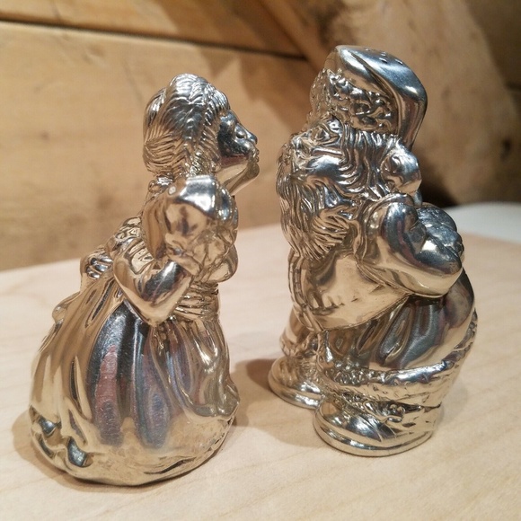 Lenox Kirk Stieff Pewter Santa & Mrs Claus Kissing Salt Pepper Shaker 1999 - Picture 1 of 3